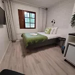 Hotel Salpakangas *